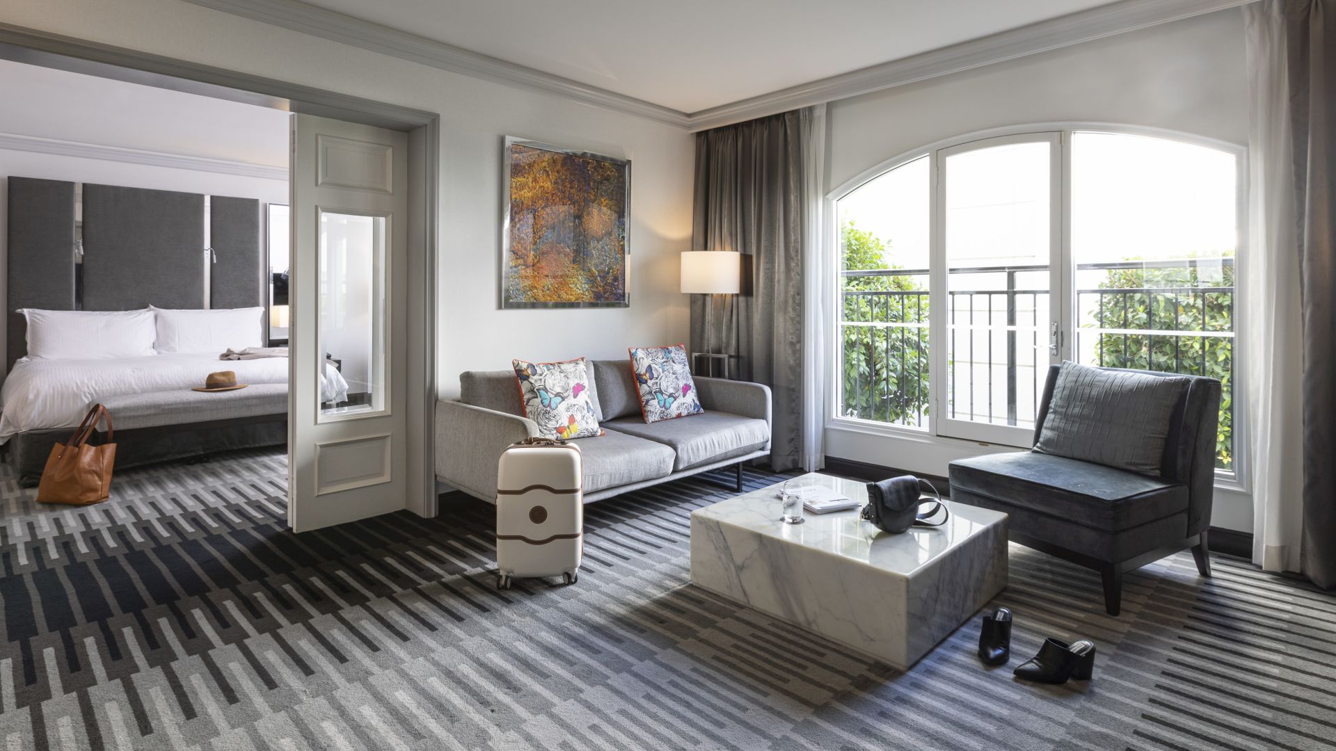 intercontinental-sydney-one-bedroom-village-suite-4