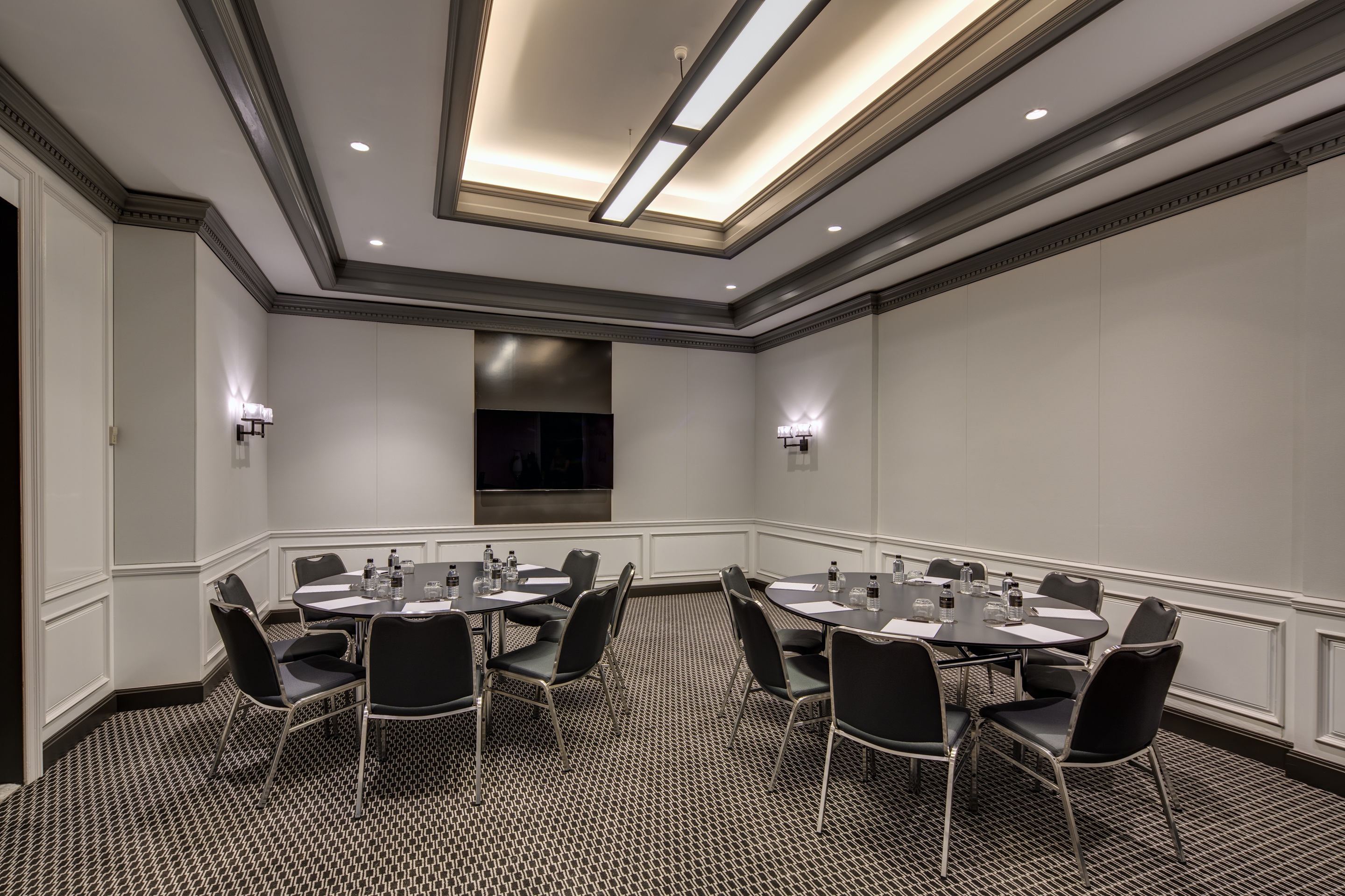 Redleaf - Cabaret - InterContinental Sydney Double Bay